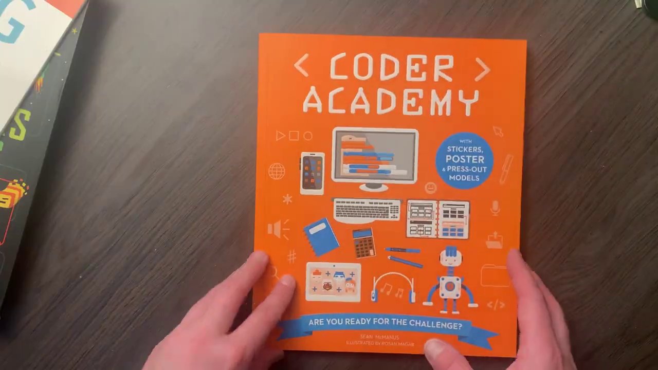 5 cuốn sách dạy lập trình cho trẻ mà tôi tin là bạn nên biết 4 Một trang trong Coder Academy với các bài tập về tọa độ và biến số, có chỗ để viết trực tiếp.