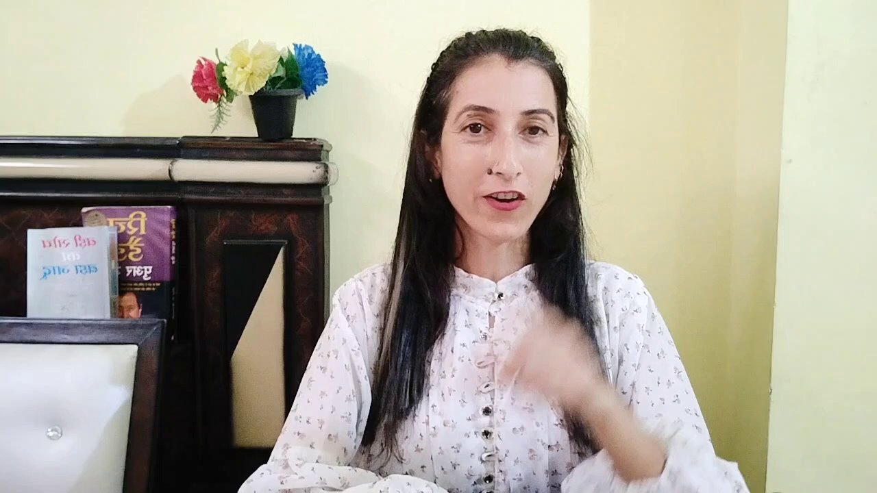 Tìm Ảnh Miễn Phí Cho Blog: Mẹo Hay Giúp Bạn Không Còn "Đau Đầu" Vì Bản Quyền 4 Giao diện trang chủ của Unsplash với những bức ảnh đẹp mắt, thể hiện sự đa dạng về chủ đề.