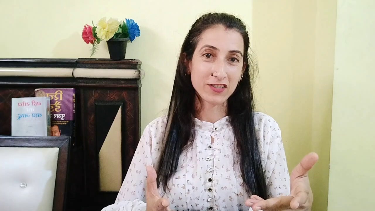 Tìm Ảnh Miễn Phí Cho Blog: Mẹo Hay Giúp Bạn Không Còn "Đau Đầu" Vì Bản Quyền 7 Một bức ảnh phong cảnh được tạo ra bởi AI, với dòng chữ "AI Generated" nhỏ ở góc dưới.
