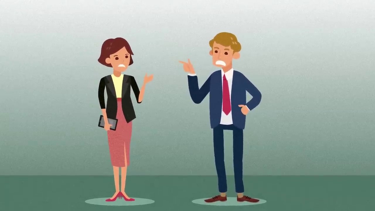Hai người đang nói chuyện, cả hai đều ngồi với tư thế giống nhau, tay chân đồng điệu.